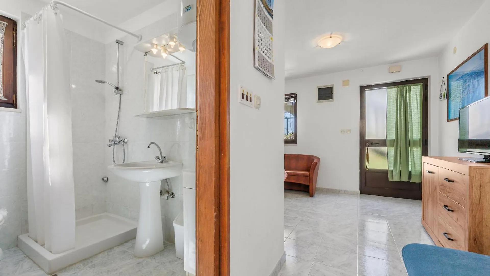 Koreni Apartments In Rovinj 0*,